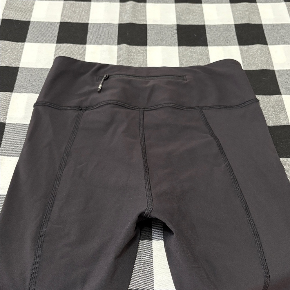 Lululemon Tight Stuff Black Gray Reflective Dots Scalloped Hem Leggings Tights 4 - Picture 10 of 16